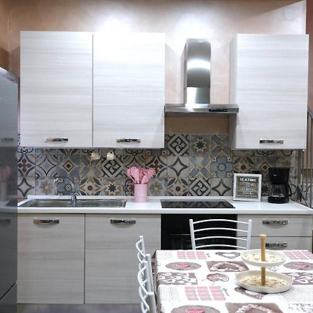 Апартаменты Sweet House Melania Катания Экстерьер фото